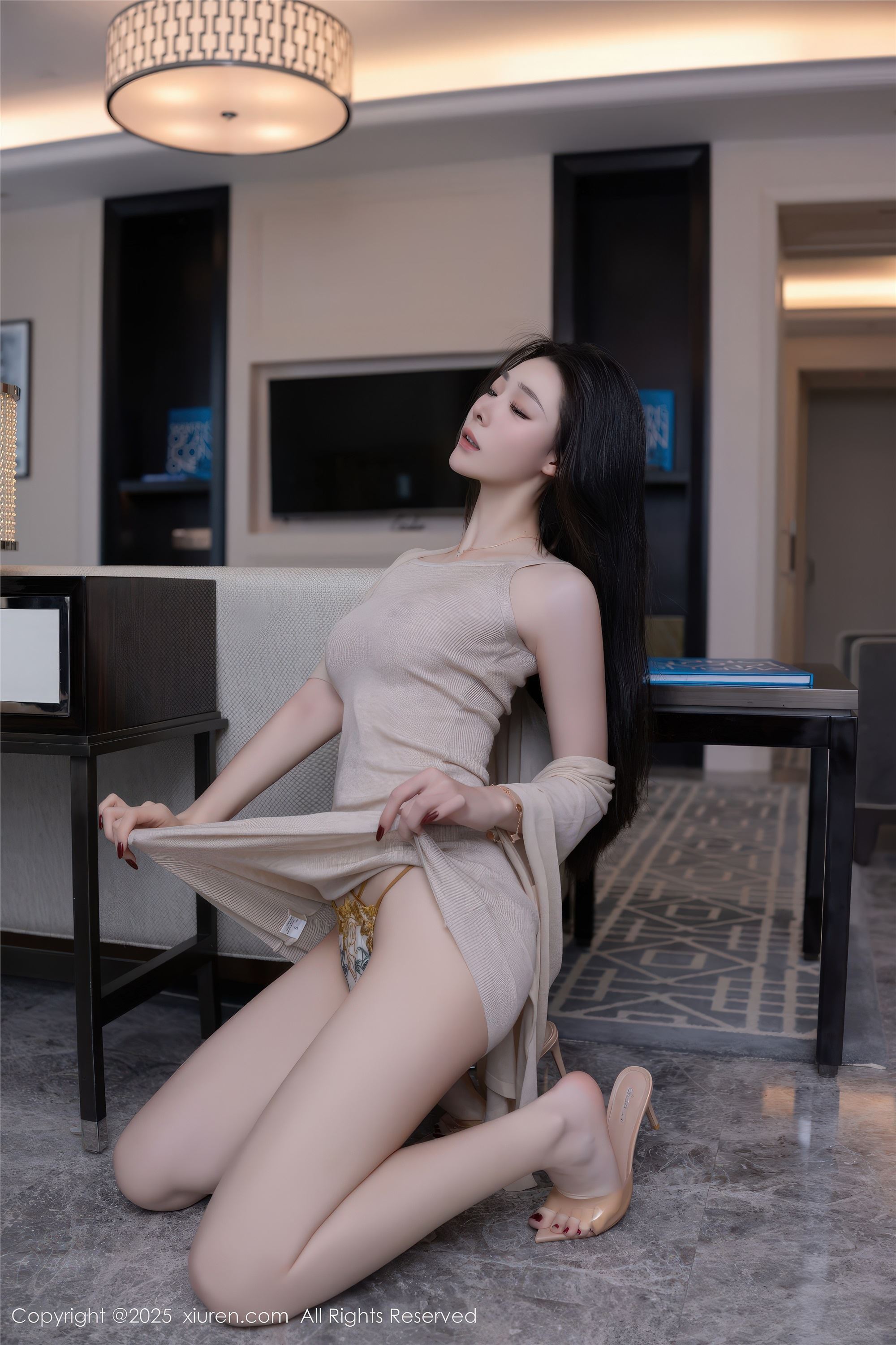 Xiuren秀人网 2025.02.08 NO.9858 小逗逗